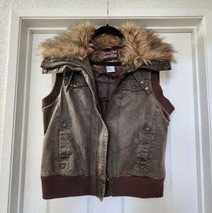 Cripple Creek Women's Vest